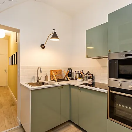 Studio Equipe Et Situe A 200m De La Gare רואן