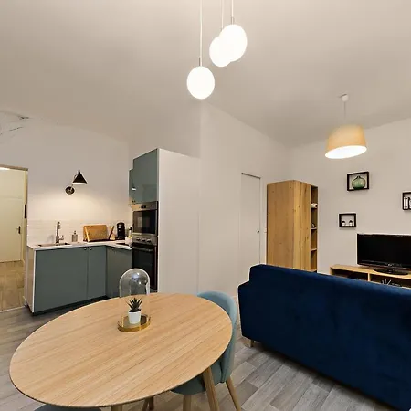 Studio Equipe Et Situe A 200m De La Gare *