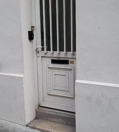 דירה Studio Equipe Et Situe A 200m De La Gare